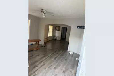 2738 Lawrence Street, Dallas, TX 75215 - Photo 2