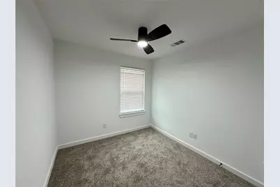 2113 Henry Street #A, Greenville, TX 75401 - Photo 4