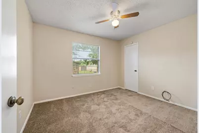 6301 Sunnybrook Drive, Watauga, TX 76148 - Photo 14