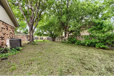 6301 Sunnybrook Drive, Watauga, TX 76148 - Photo 20