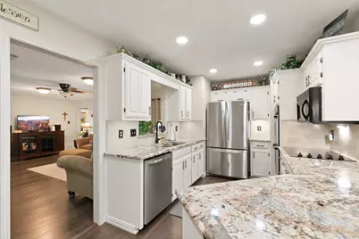 417 Stroud Lane, Garland, TX 75043 - Photo 4