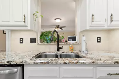 417 Stroud Lane, Garland, TX 75043 - Photo 6