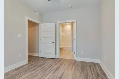 115 W Jones #205, Krum, TX 76249 - Photo 14