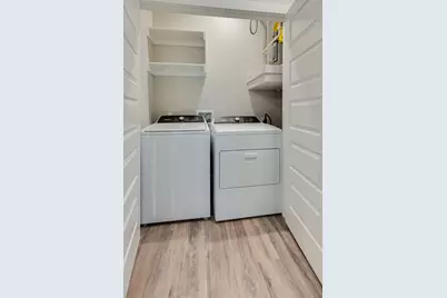 115 W Jones #205, Krum, TX 76249 - Photo 6
