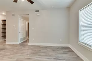 115 W Jones, Krum, TX 76249 - Photo 2