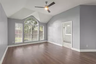 8343 Crystalwood Dr, Dallas, TX 75249 - Photo 26