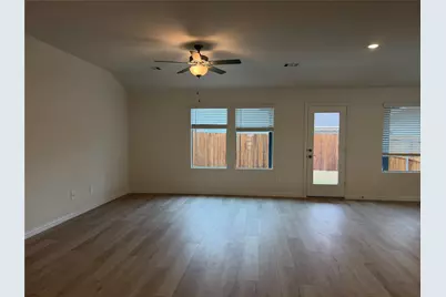 716 Edgehurst Drive, McKinney, TX 75071 - Photo 8