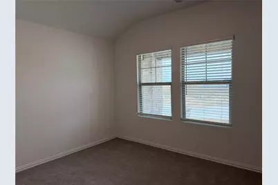 716 Edgehurst Drive, McKinney, TX 75071 - Photo 2