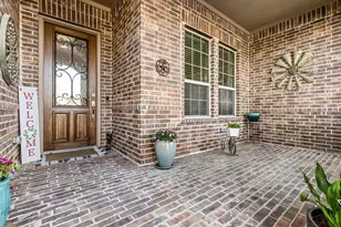 1601 Abercorn Ln, Aubrey, TX 76227 - Photo 2