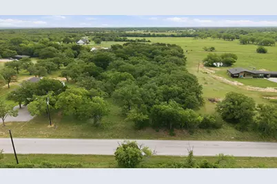 1999 Sunflower Road, Paradise, TX 76073 - Photo 12