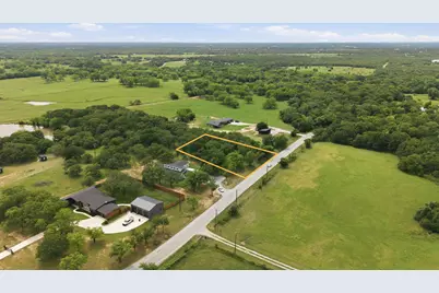 1999 Sunflower Road, Paradise, TX 76073 - Photo 2