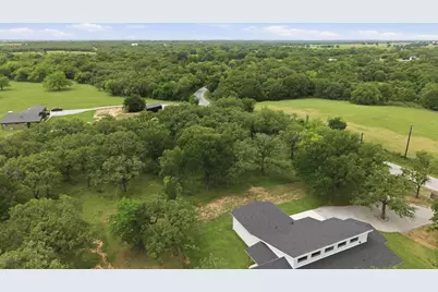 1999 Sunflower Road, Paradise, TX 76073 - Photo 16