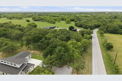 1999 Sunflower Road, Paradise, TX 76073 - Photo 18