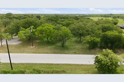 1999 Sunflower Road, Paradise, TX 76073 - Photo 10