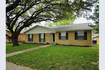 2722 Clover Valley Drive, Garland, TX 75043 - Photo 2