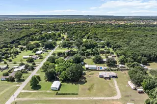 7720 River Run, Granbury, TX 76049 - Photo 28