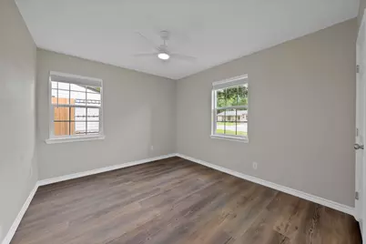 905 Skylark Drive, Arlington, TX 76010 - Photo 20