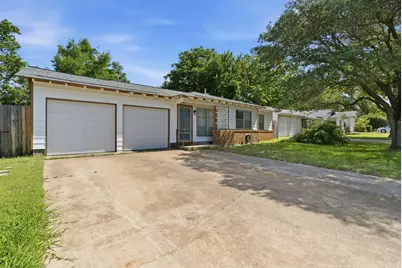 736 Oak Drive, Hurst, TX 76053 - Photo 2