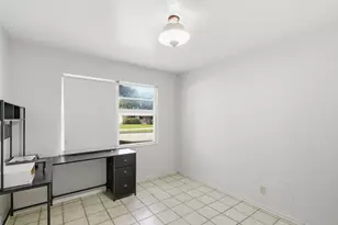 736 Oak Dr, Hurst, TX 76053 - Photo 10