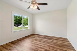 1336 Devonwood Dr, Garland, TX 75041 - Photo 4