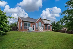 1501 Stone Dr, Carrollton, TX 75010 - Photo 12