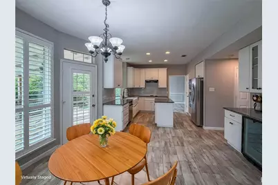 1081 Woodbriar Drive, Grapevine, TX 76051 - Photo 6