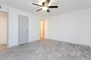1809 Spring Creek Parkway W, Plano, TX 75023 - Photo 16