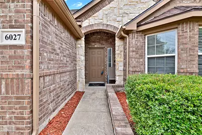6027 Cedar Glen Drive, Grand Prairie, TX 75052 - Photo 4
