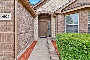 6027 Cedar Glen Dr, Grand Prairie, TX 75052 - Photo 4