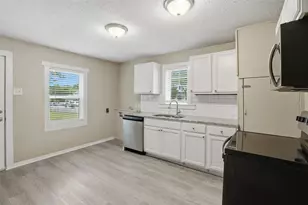 500 E Heron St, Denison, TX 75021 - Photo 4