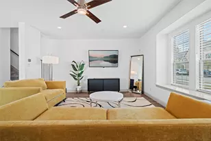 7053 Cedar Crk Dr, Grand Prairie, TX 75054 - Photo 4