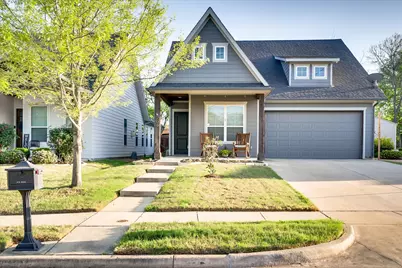 209 W Dallas Street, Mansfield, TX 76063 - Photo 1