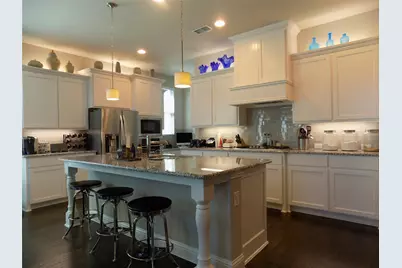 2440 Vaquero Lane, Carrollton, TX 75010 - Photo 2