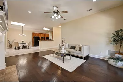 7512 Blossom Lane, Frisco, TX 75034 - Photo 4