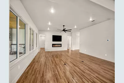 1050 Kingsley Court, Weatherford, TX 76087 - Photo 16