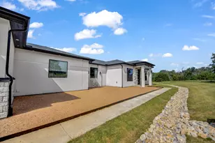 1050 Kingsley Ct, Weatherford, TX 76087 - Photo 6