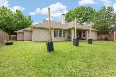 6628 Westmoor Lane, Benbrook, TX 76132 - Photo 30