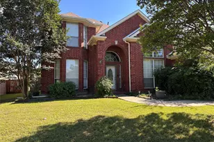 609 Saddleback Ln, Flower Mound, TX 75028 - Photo 2