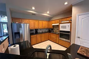 609 Saddleback Ln, Flower Mound, TX 75028 - Photo 6