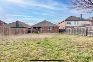 421 Hideaway Rd, McKinney, TX 75072 - Photo 14