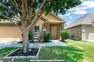 421 Hideaway Rd, McKinney, TX 75072 - Photo 1