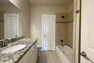 207 Lily Ln, Lewisville, TX 75057 - Photo 20