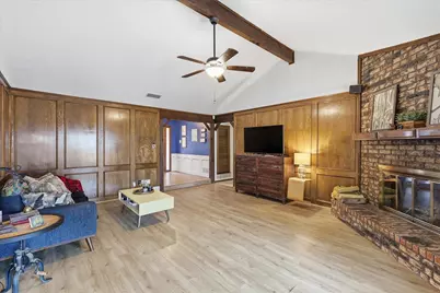 1632 Vicksburg Drive, Bedford, TX 76022 - Photo 8