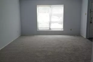 12109 Bishop Dr, Balch Springs, TX 75180 - Photo 8
