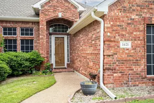1421 Elmhurst Ln, Flower Mound, TX 75028 - Photo 2