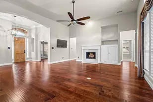 1421 Elmhurst Ln, Flower Mound, TX 75028 - Photo 4