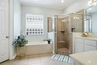 8901 Stratford Drive, North Richland Hills, TX 76182 - Photo 18