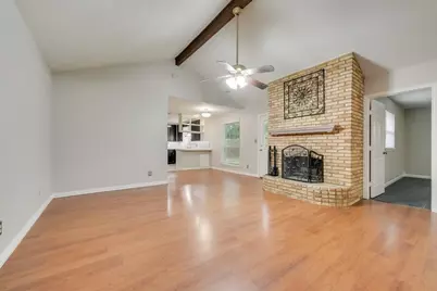 809 Buffalo Drive, Arlington, TX 76013 - Photo 2