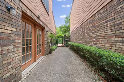 16 Village Green Court, Denison, TX 75020 - Photo 6