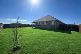 1373 Madeline Ln, Krum, TX 76249 - Photo 20